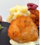 Polpetta pazza baccalà con crema di patate